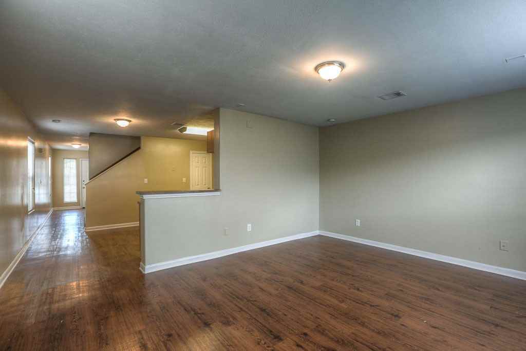 10603 Pine Landing Dr - Photo 7 of 13