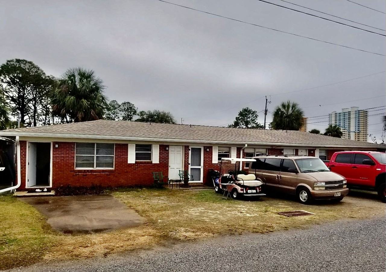 5324 Pinetree Ave - Photo 2 of 9