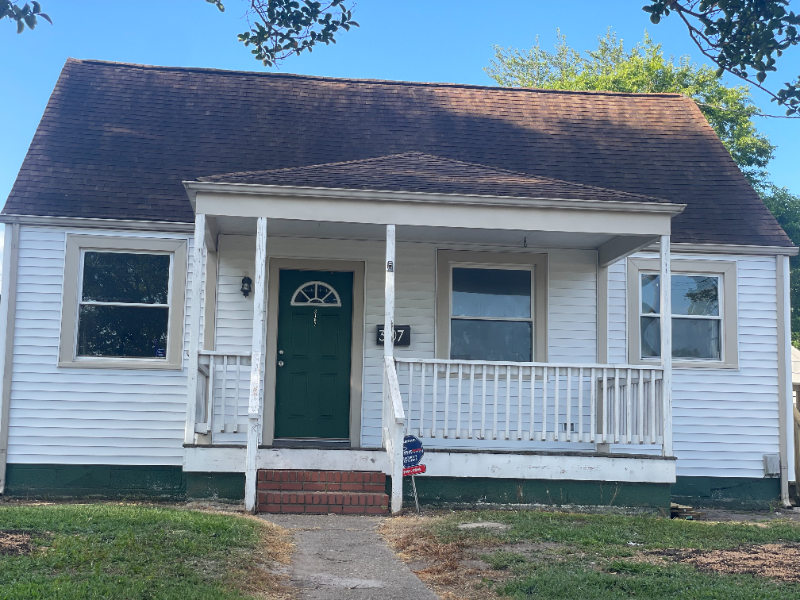 3107 Scott St - Photo 3 of 20