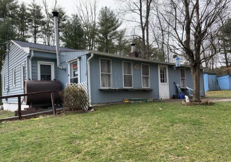 1312 Setzer Rd - Photo 2 of 13