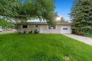 featured image of 833 Ponderosa Dr