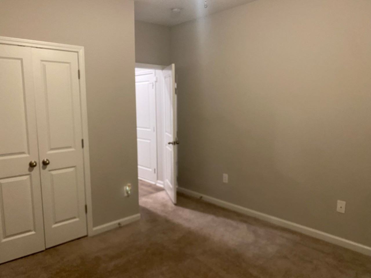 1364 Mcneill Pond Rd - Photo 2 of 20