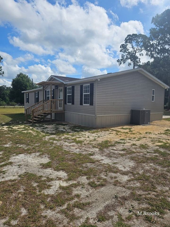 5411 Covey Trl - Photo 2 of 26