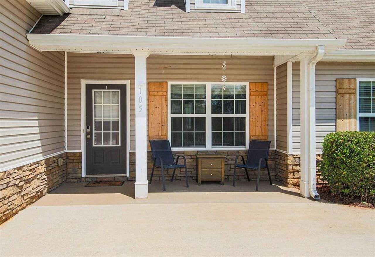 105 Riverchest Dr - Photo 3 of 25