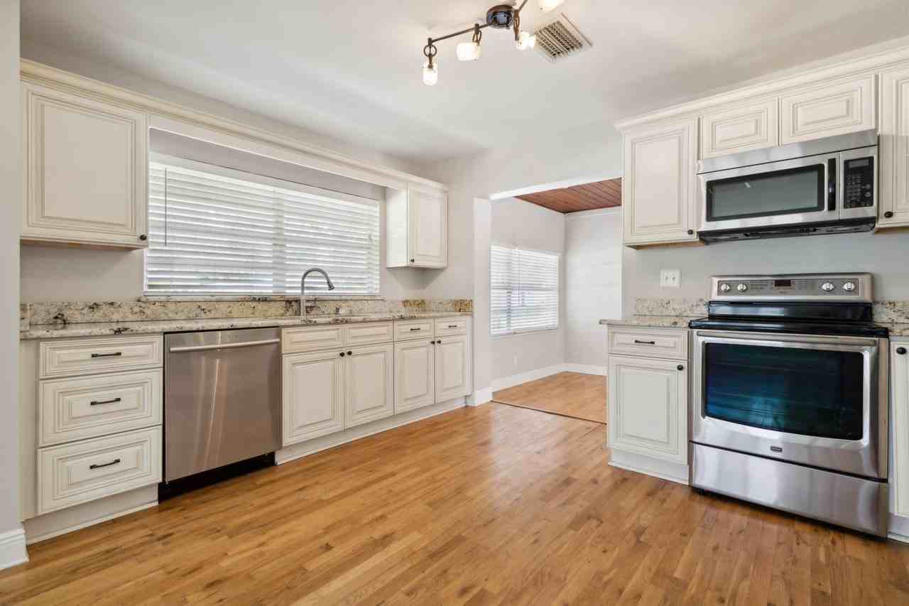 4508 S Lois Ave - Photo 5 of 26