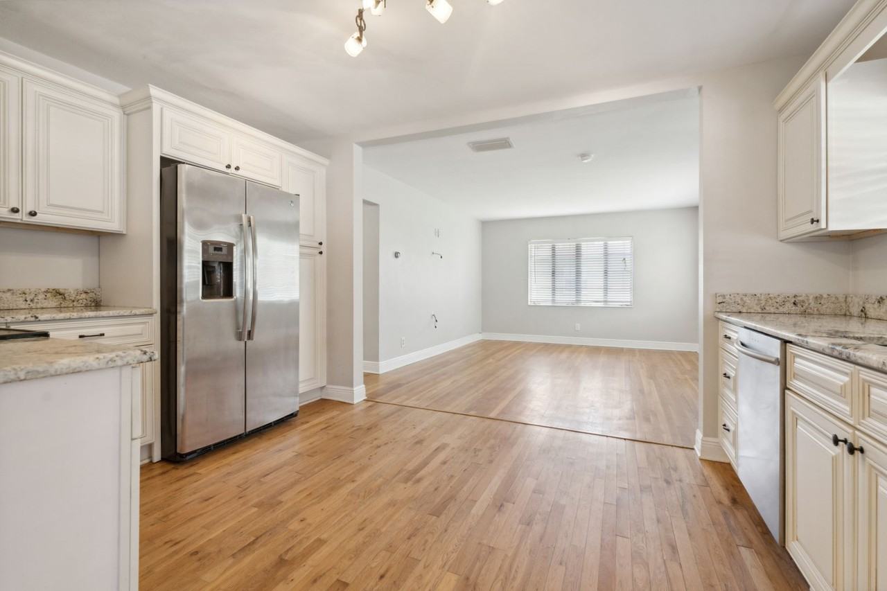 4508 S Lois Ave - Photo 6 of 26