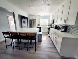 featured image of 5521 Blueridge St #1