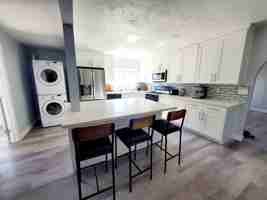 featured image of 5521 Blueridge St #1