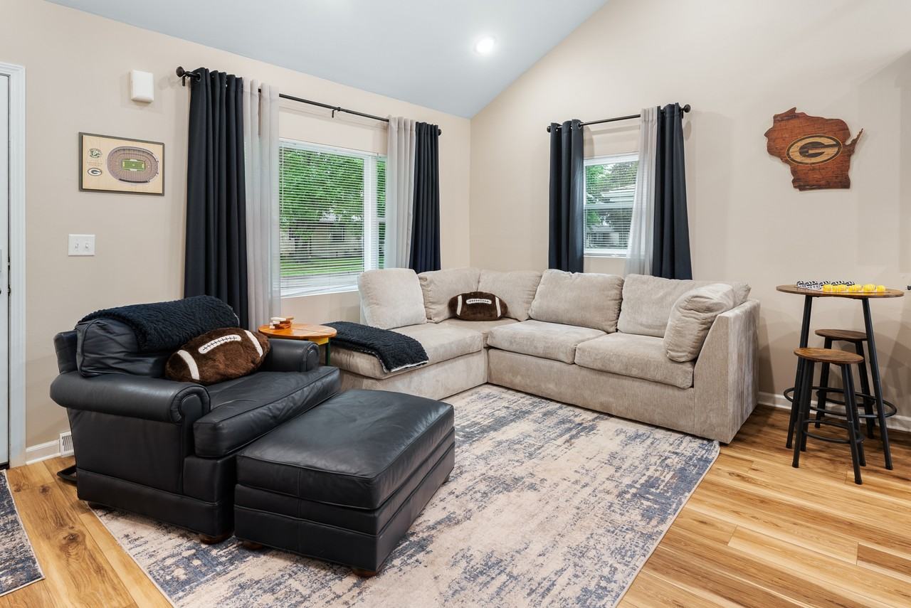 1738 11th Ave #NA - Photo 2 of 28