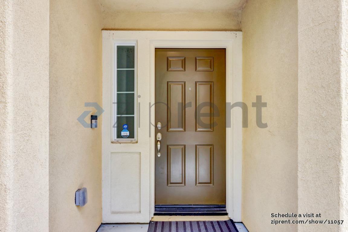 29430 Linden Pl - Photo 2 of 20