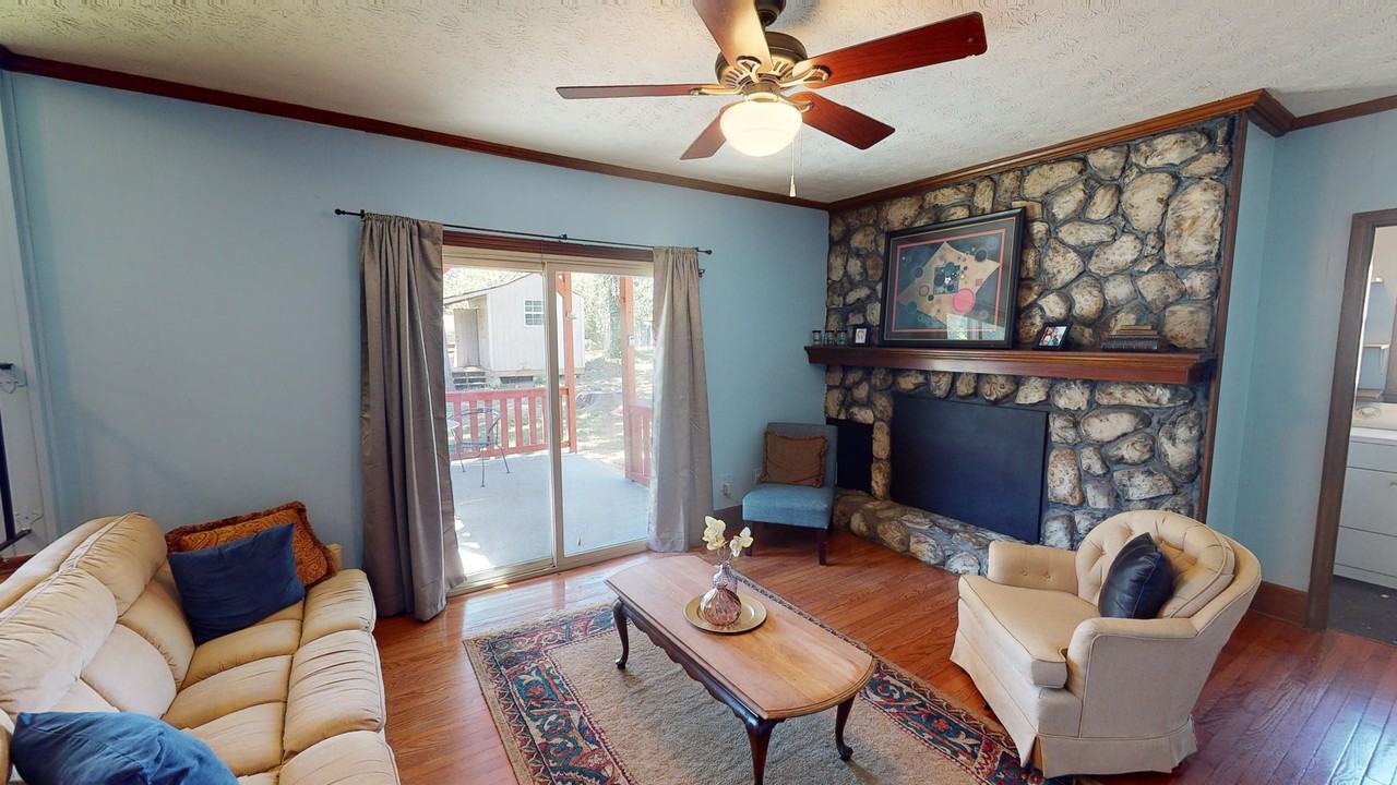 1262 Trahlyta Terrace - Photo 2 of 14