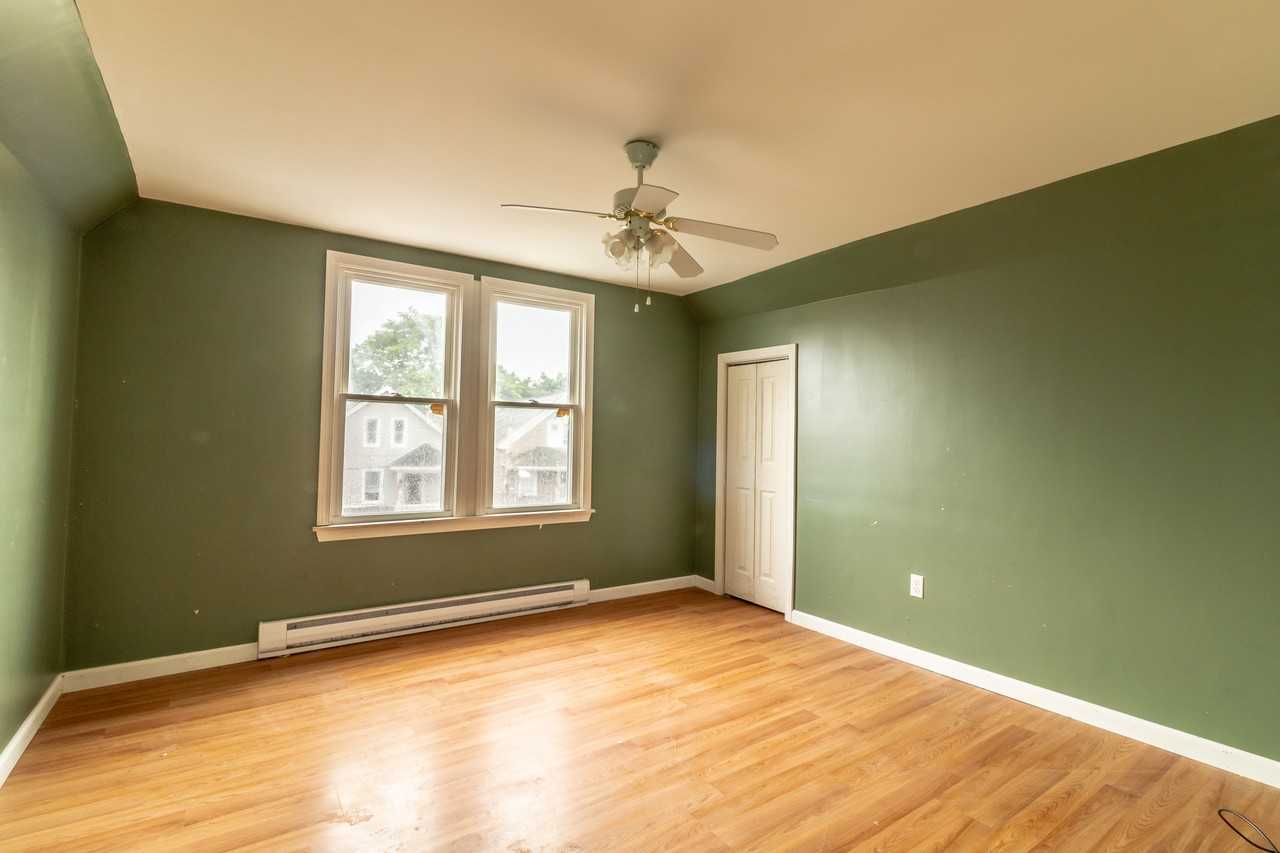 34 Williams Street - Photo 5 of 30