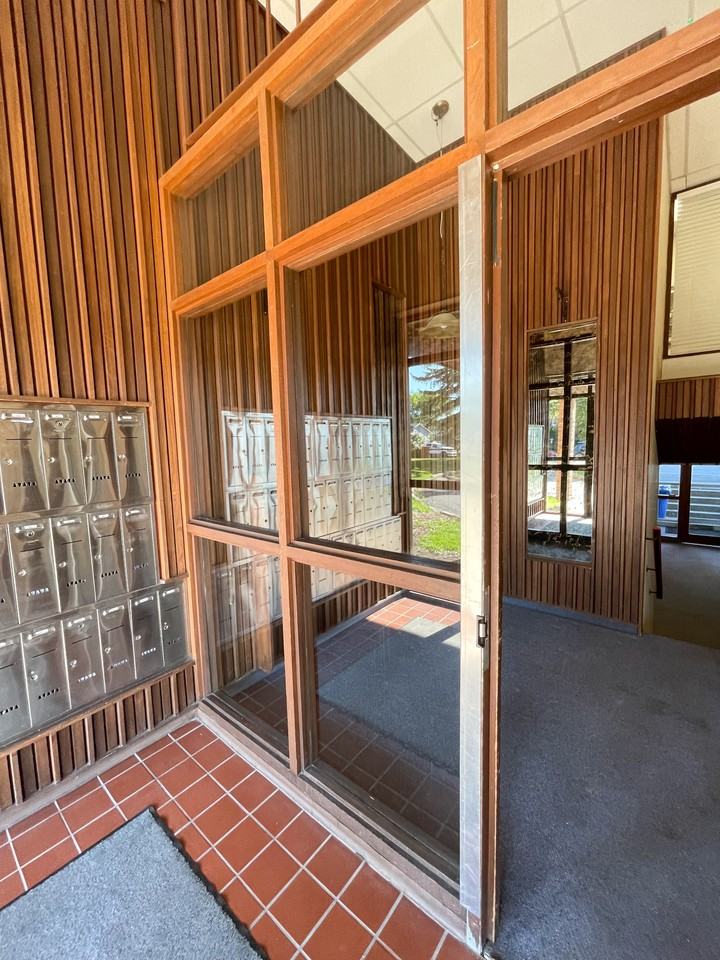 Rosewood Place Apts - Photo 2 of 8