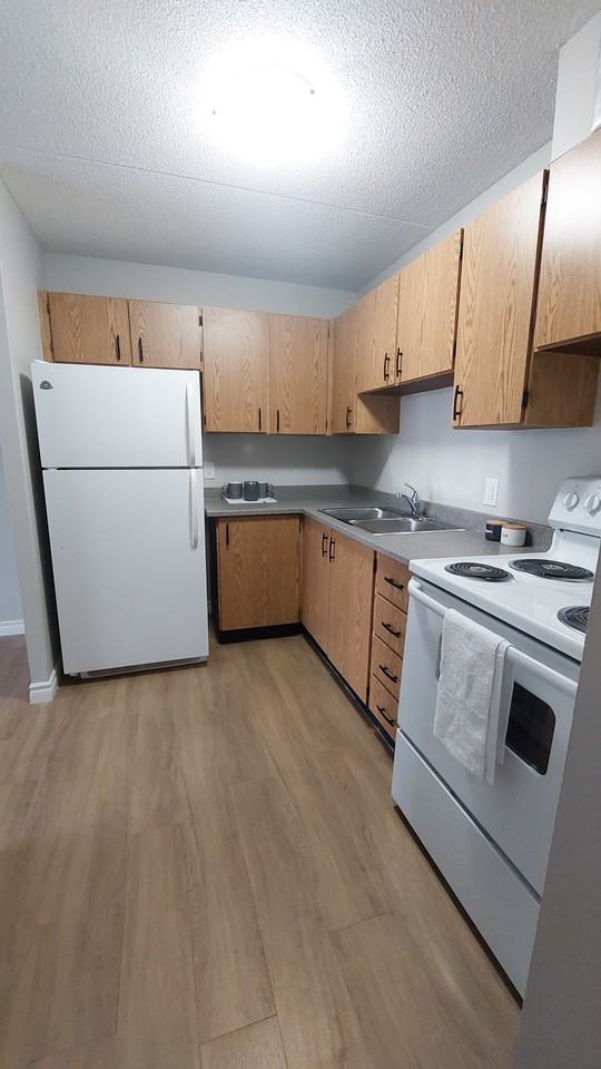 Cooper Place Apts - Photo 3 of 10