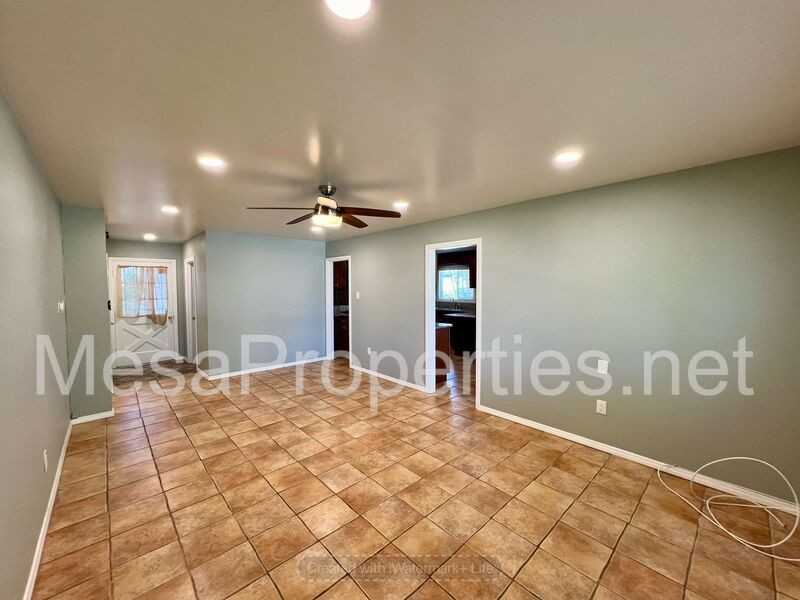 4117 Harlan Ave - Photo 3 of 16