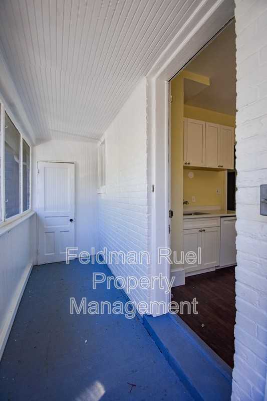 2216 Wisconsin Ave Nw - Photo 2 of 22