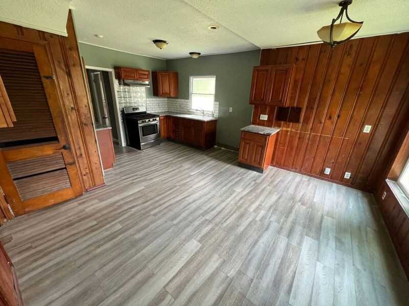 6927 Paseo Blvd - Photo 3 of 36