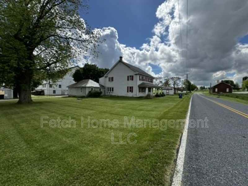 1364 Garber Rd - Photo 3 of 7