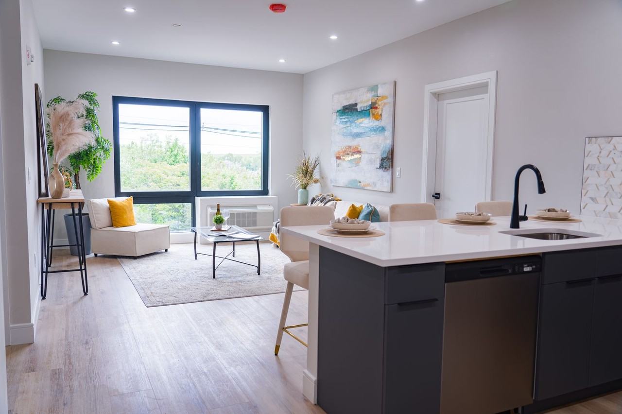 HELIO - Photo 6 of 26