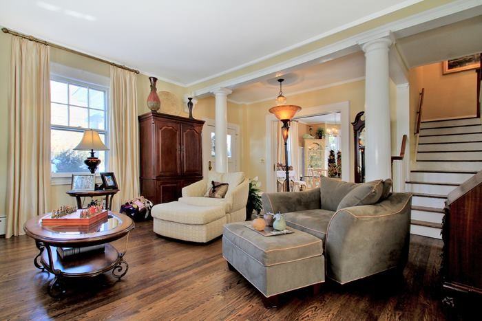 546 Sunset Ave - Photo 3 of 21