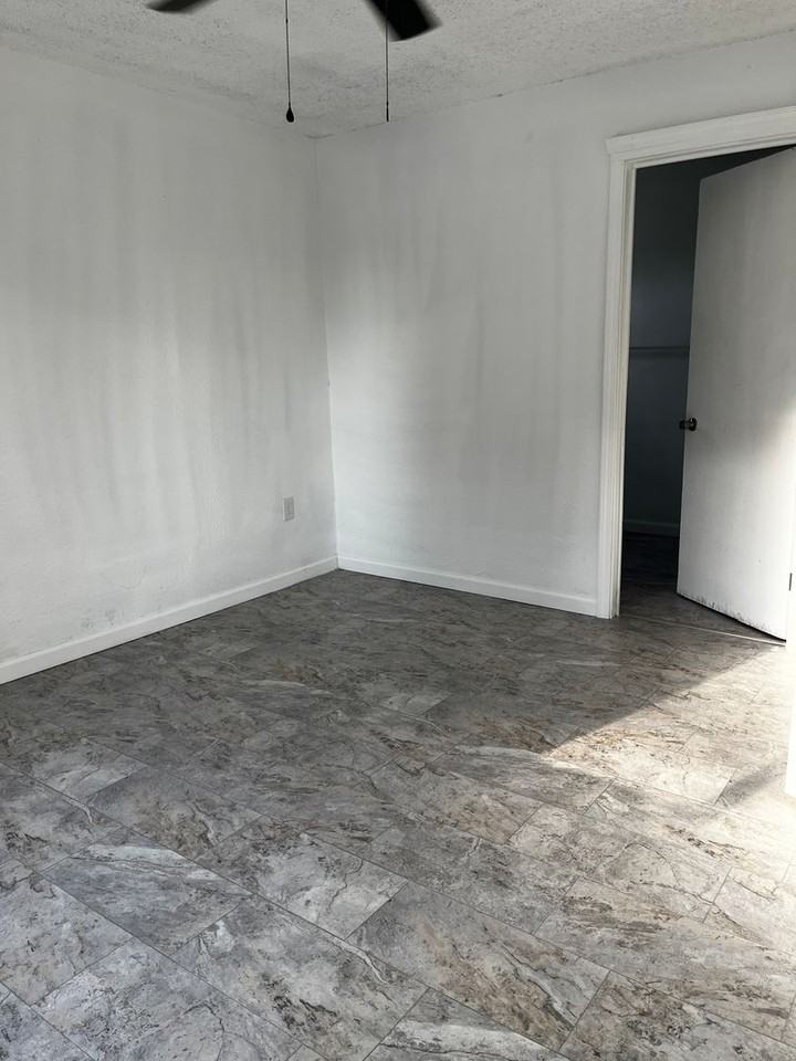 520 S Scenic Ave #101A - Photo 5 of 8