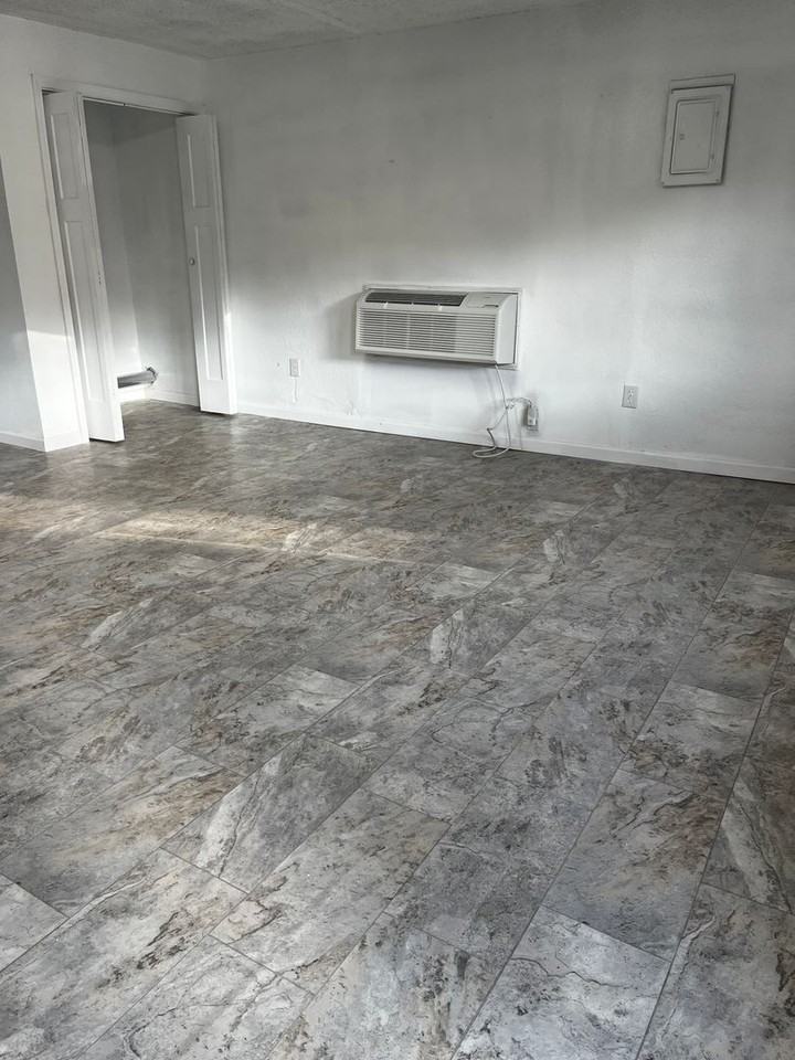 520 S Scenic Ave #101A - Photo 3 of 8