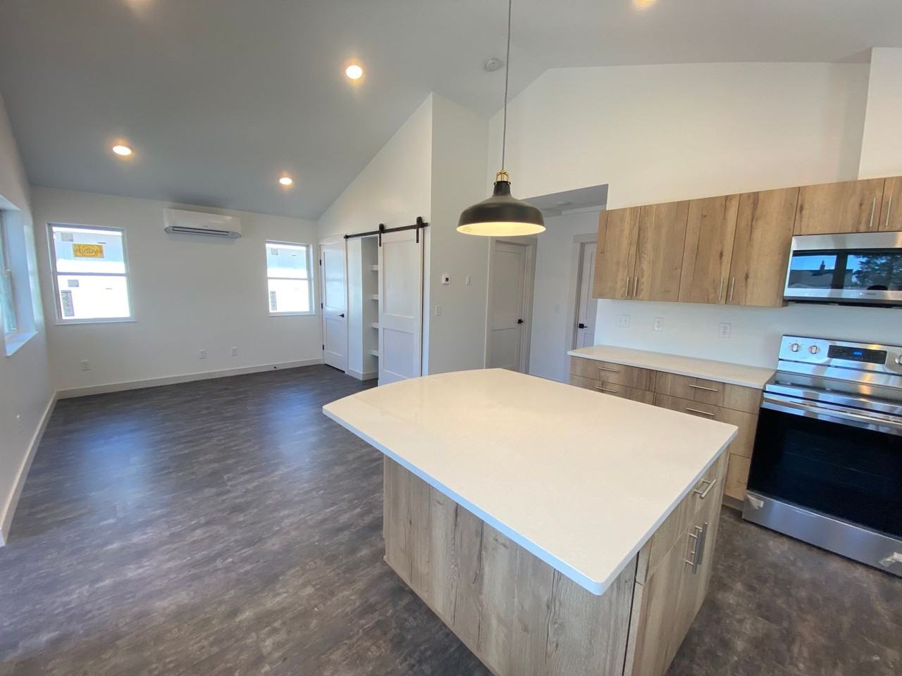 3922 Trinity Rd - Photo 2 of 18