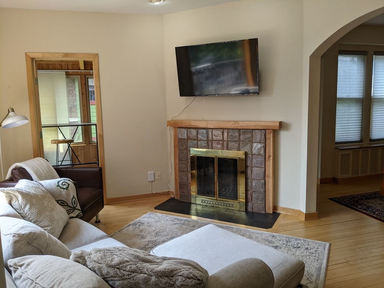 2507 Branch St - Photo 3 of 25
