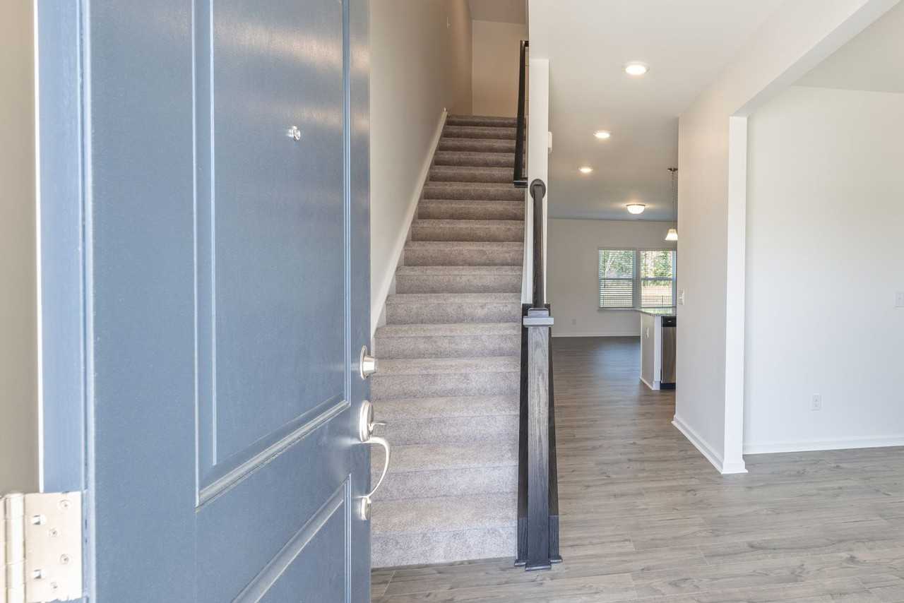 3006 Apple Creek Ct - Photo 2 of 24