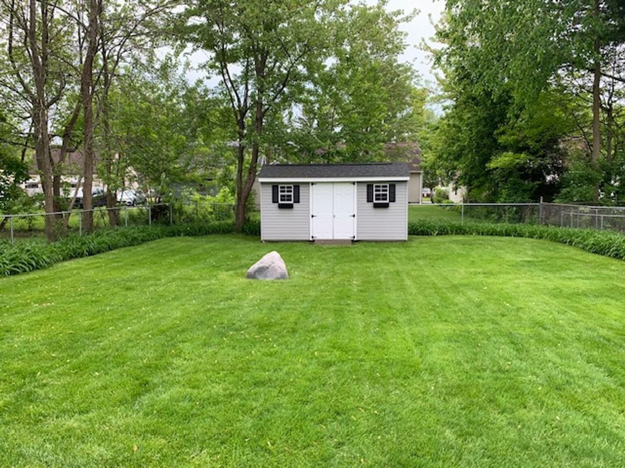 23 Sherwood Ave - Photo 3 of 9