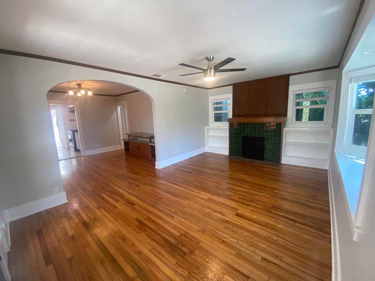 2474 Santa Ana Ave - Photo 2 of 36