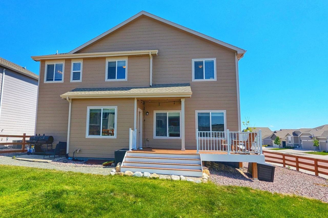 4806 Olympus Dr - Photo 2 of 25