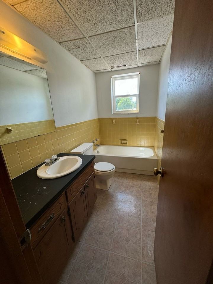 Freewill - Parkview Apartments - Photo 2 of 10