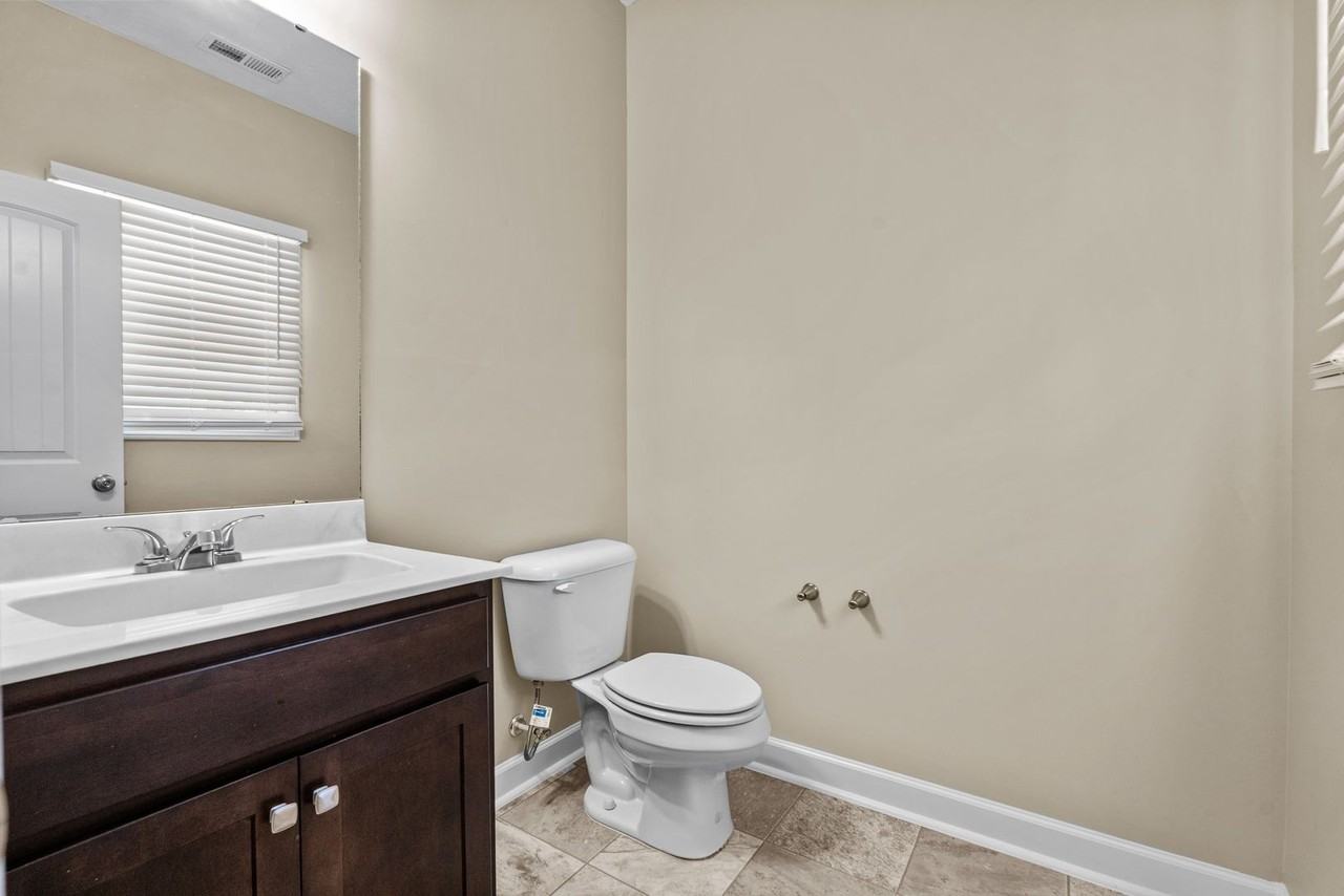 528 Tip Top Ave - Photo 3 of 32