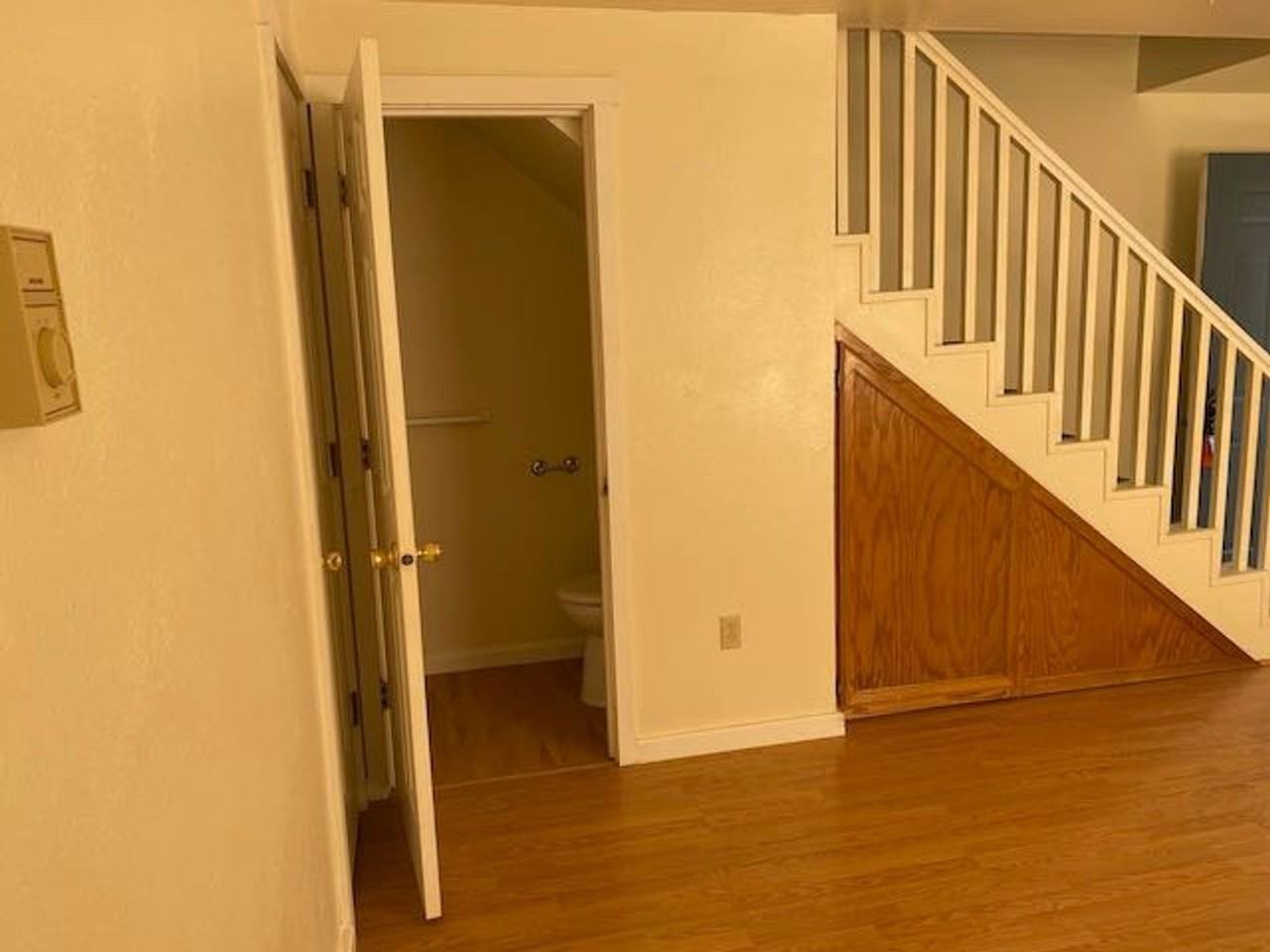 842/A/ - Photo 7 of 31