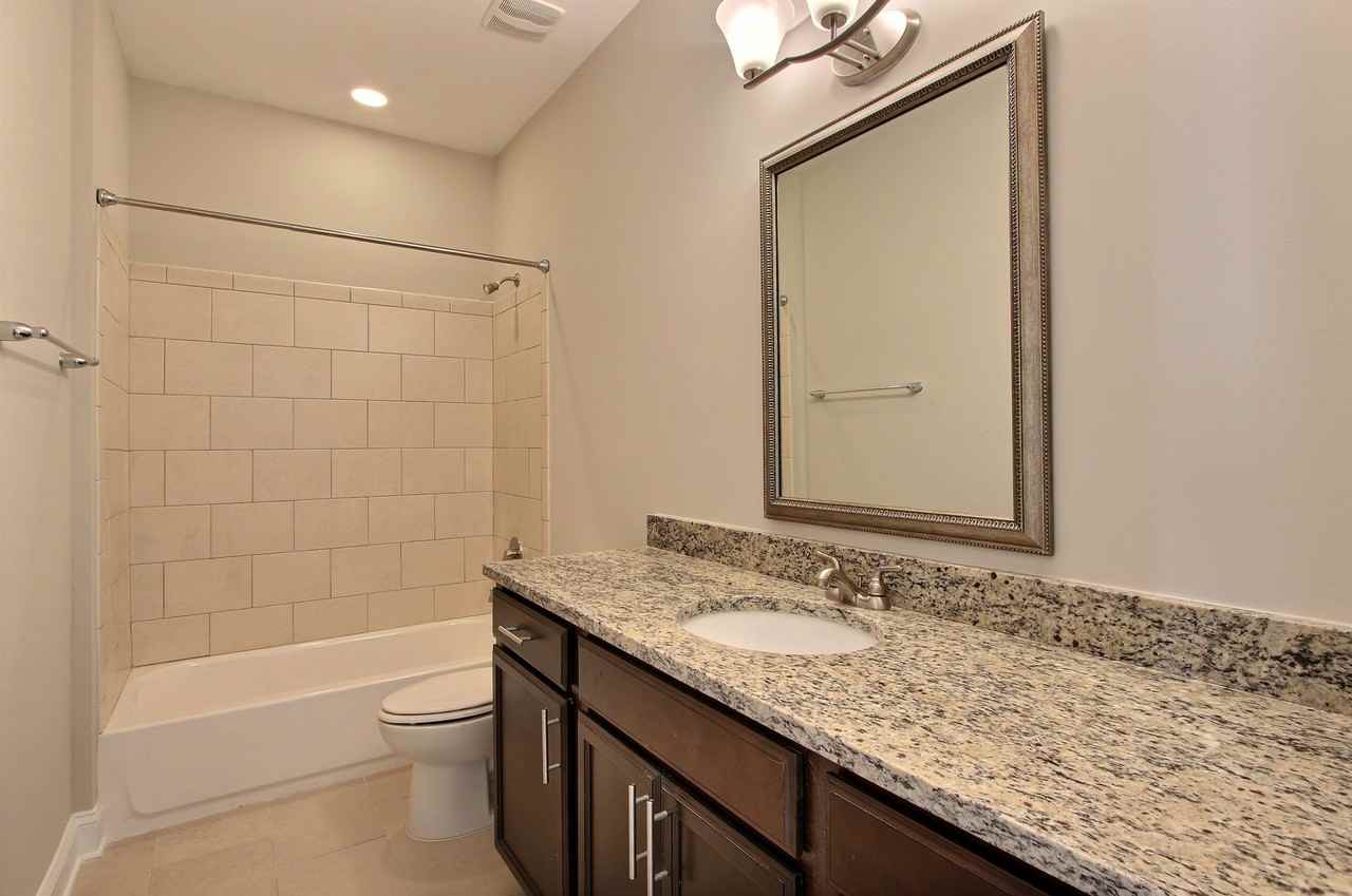 Cortlandt Village - Photo 2 of 43