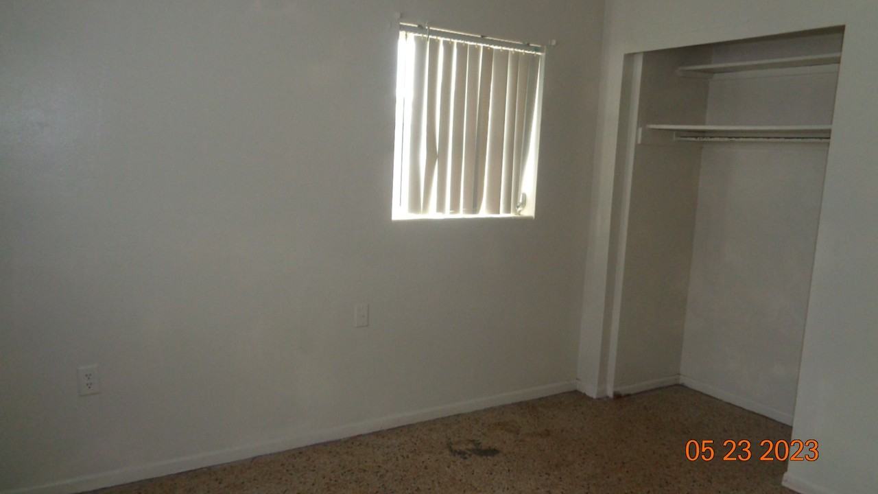 5227 Tangerine Dr - Photo 6 of 7