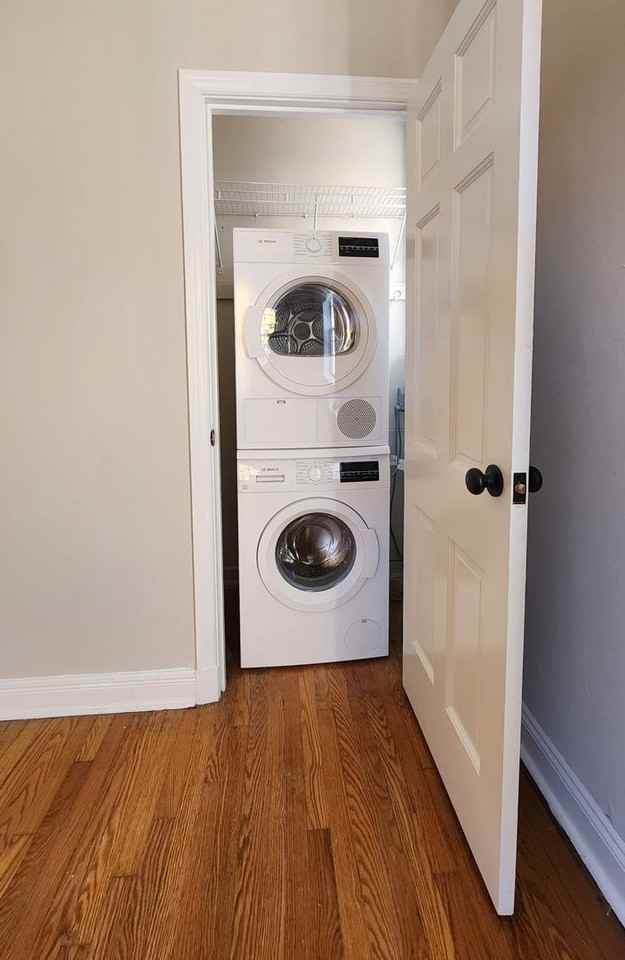 1038 Sanford Ave - Photo 7 of 10