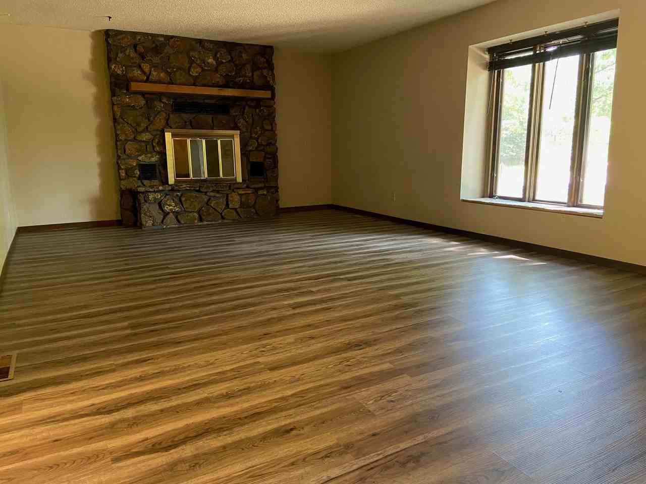 110 Westwood Dr - Photo 3 of 49