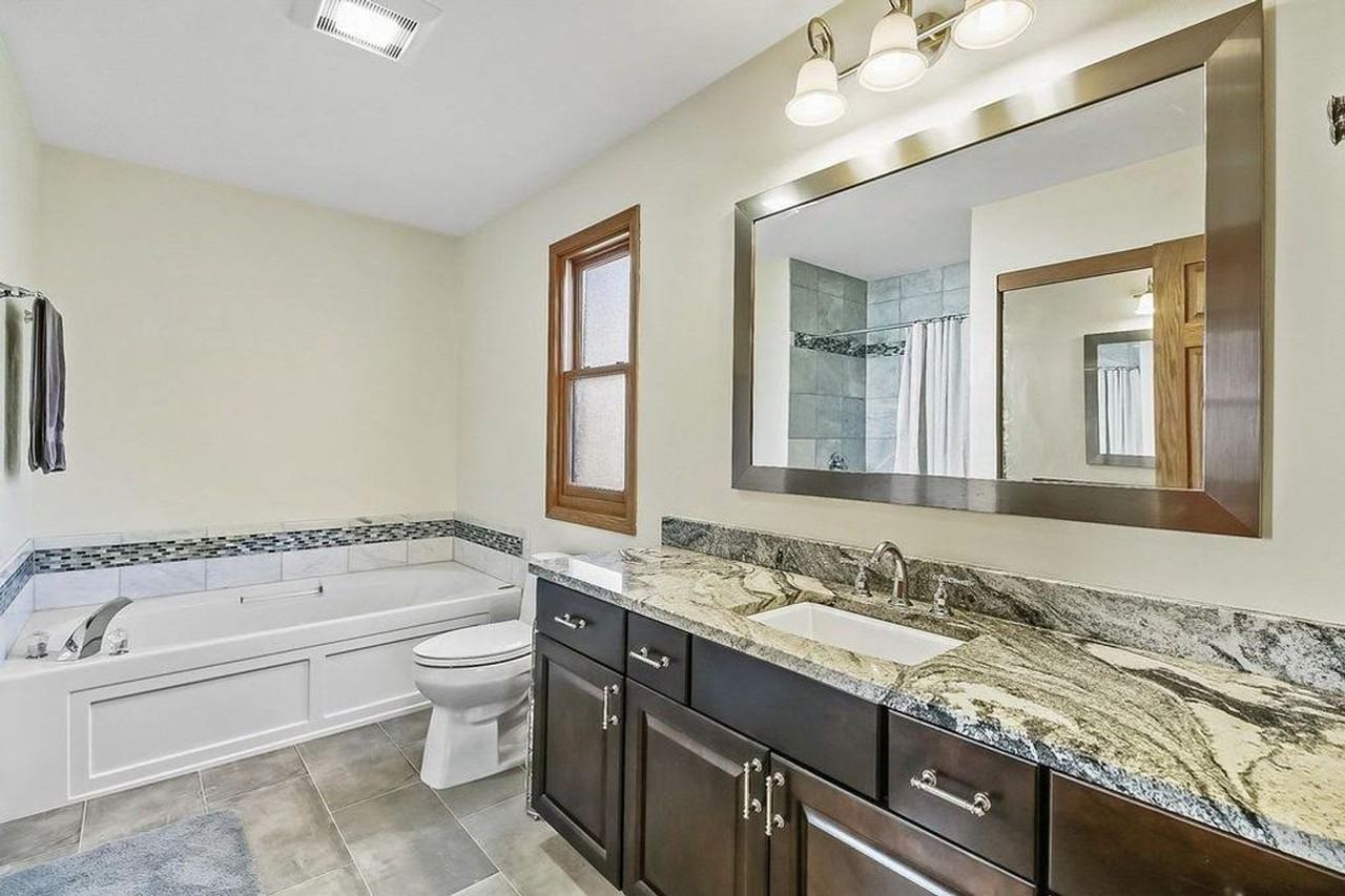 W142N9874 Amber Dr - Photo 2 of 25