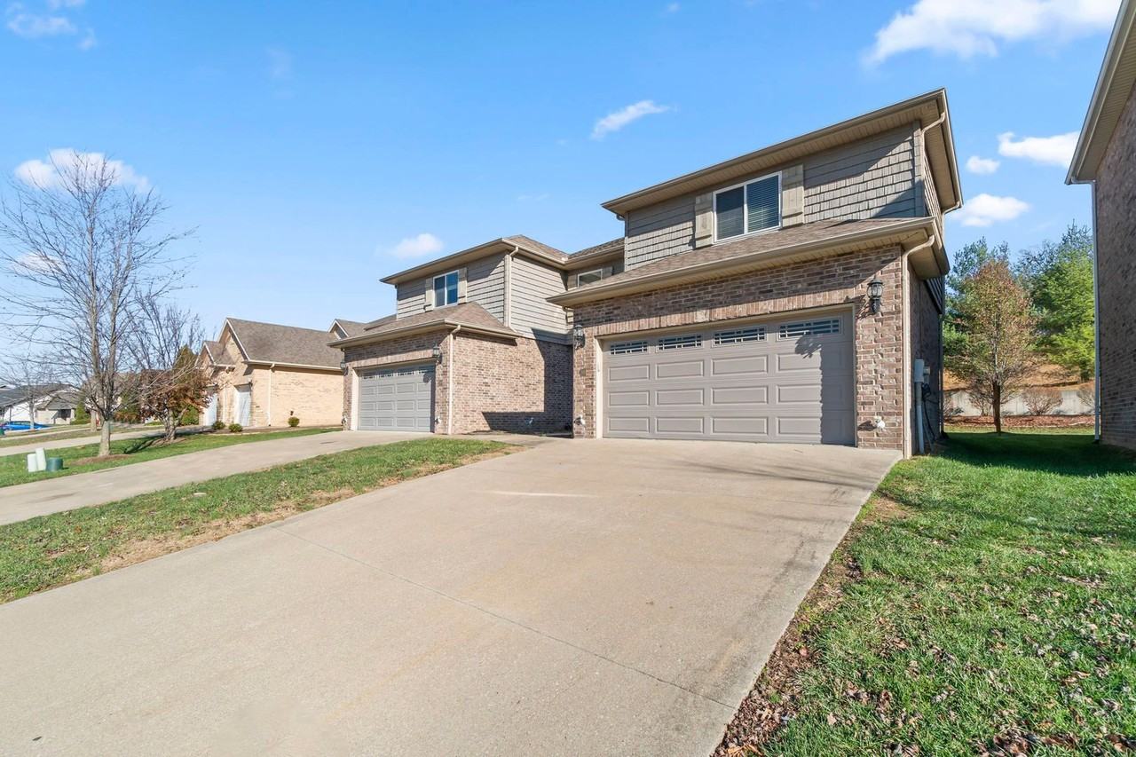 Silverado Trail 596/600 - Photo 2 of 23