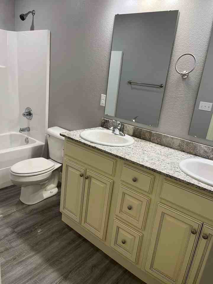 9118 Chanel Pl - Photo 2 of 8