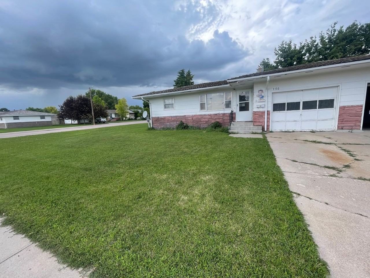 1150 J St - Photo 2 of 25