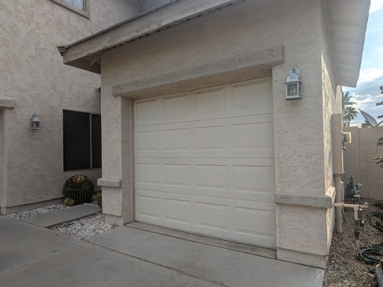 1257 S 173rd Dr - Photo 3 of 29