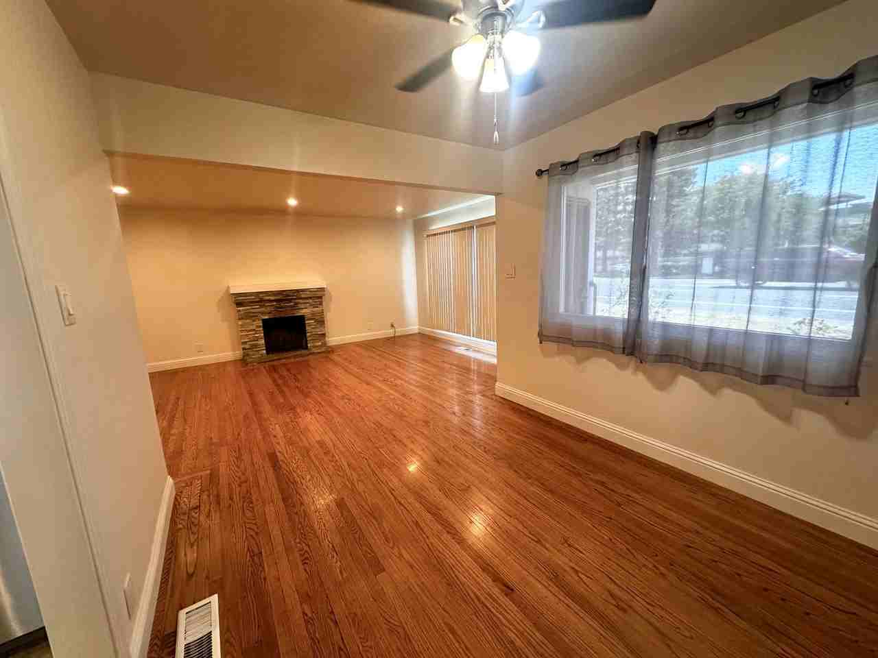 14895 Washington Ave - Photo 3 of 29