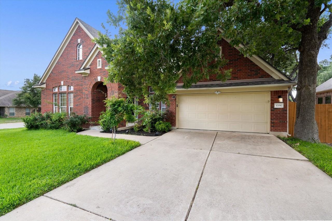 1706 Buttercup Creek Blvd - Photo 3 of 38