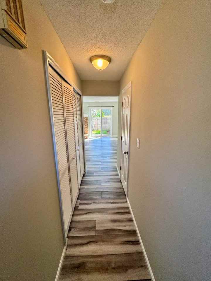 3416 Waltham Cir - Photo 3 of 12