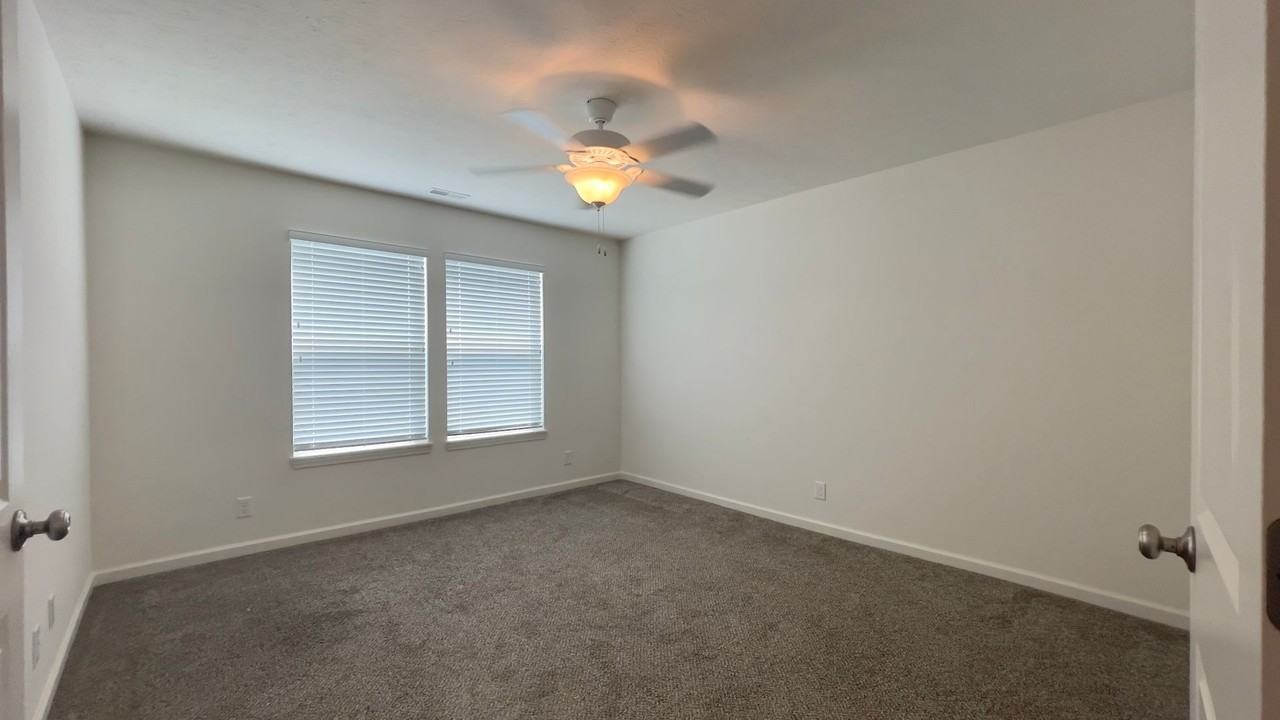 942 Percheron Pl - Photo 7 of 27