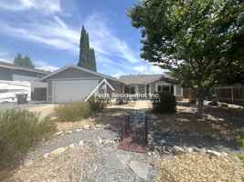 featured image of 8113 English Oak Way