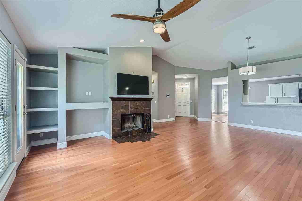 2609 Hill Street Cv - Photo 2 of 14